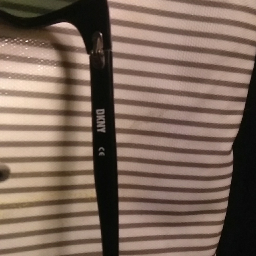 DKNY SUNGLASSES